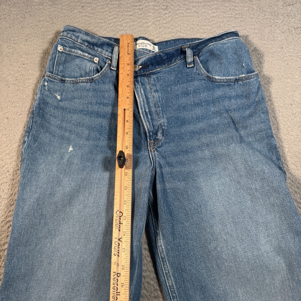 Abercrombie & Fitch Women's 90’s Straight Ultra High Rise Jeans - 10R/30 - Picture 7 of 8